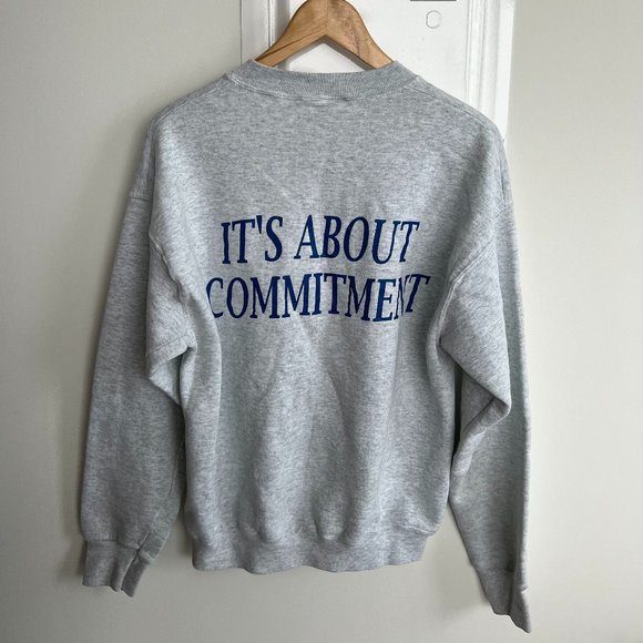 Vintage Grey Crewneck - Picture 2 of 3